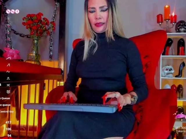 Sexy MistressAndre wants you to fuck her body now MistressAndre from BongaCams