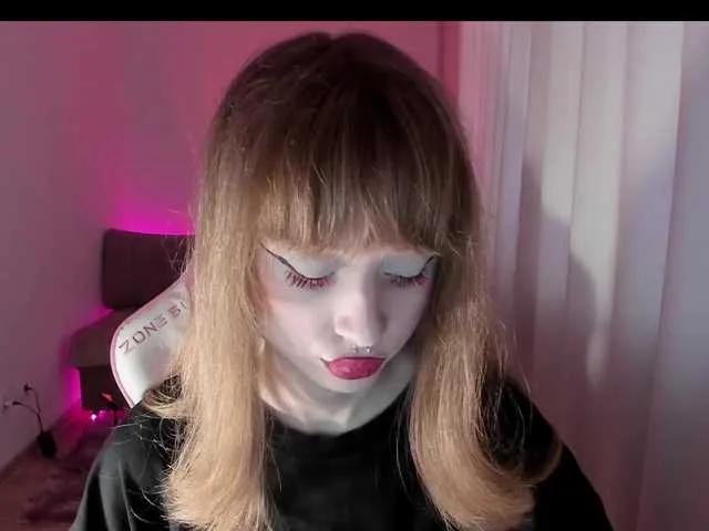 Explore Mnepohuyy, she wants to masturbate for you mnepohuyy from BongaCams