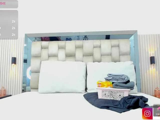 NahomyeTaylor from BongaCams