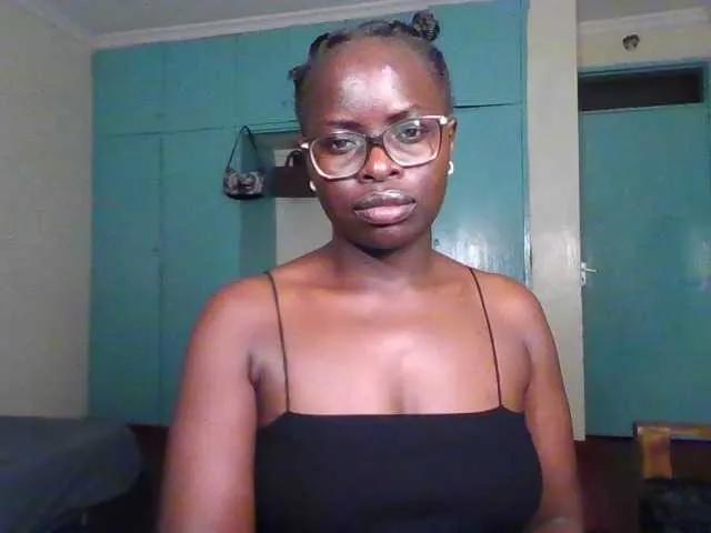 NaughtyCoco from BongaCams