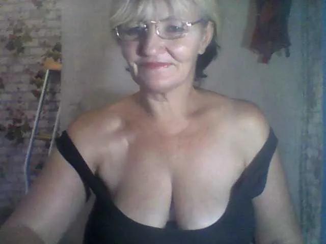 Slutty NikaGold45 wants you to fuck her body now NikaGold45 from BongaCams