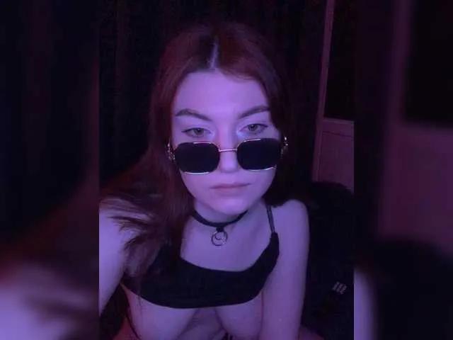 paprika1a from BongaCams