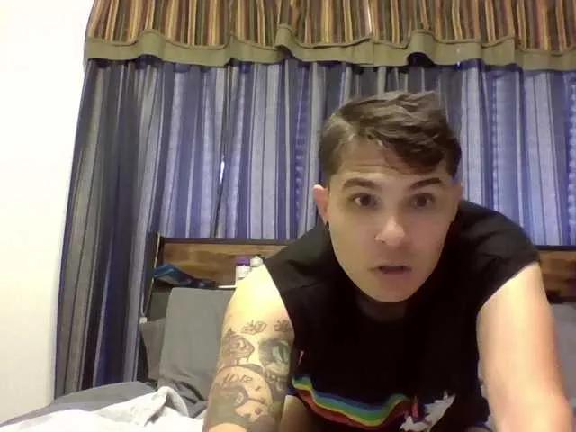 PrtyCple from BongaCams