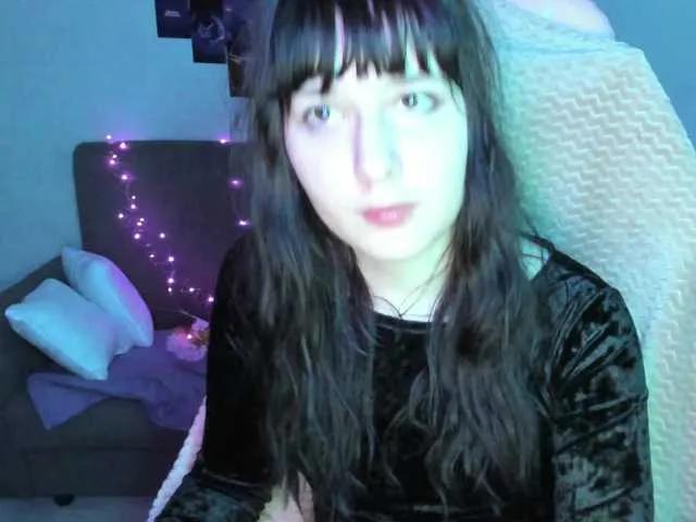 Quietdaisy from BongaCams