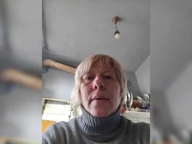 Sakura1903 from BongaCams