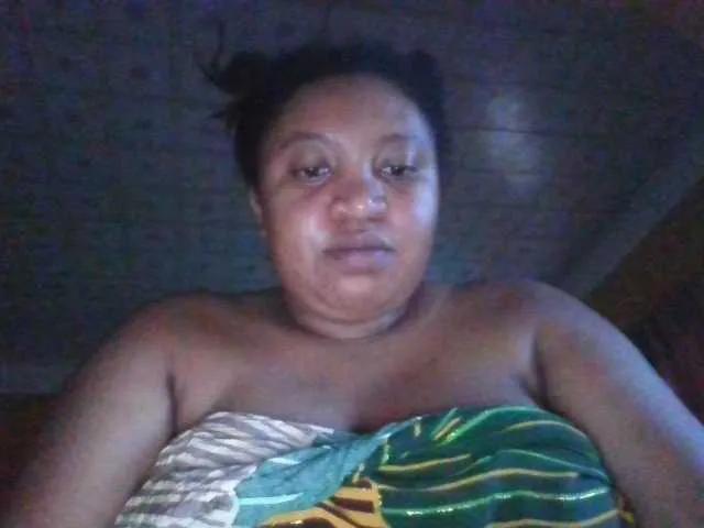 Sanelle from BongaCams