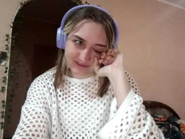 SeptemberRoutzen from BongaCams