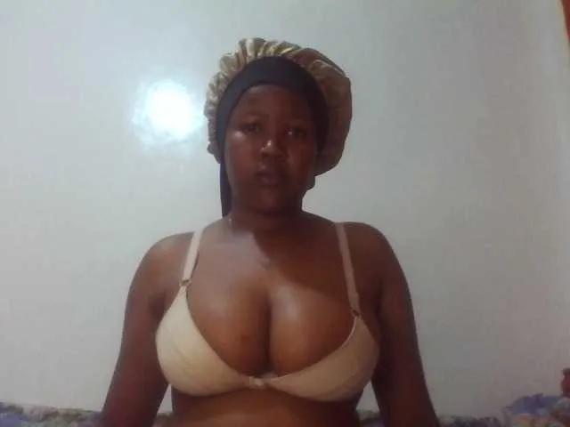 Sexyshee from BongaCams