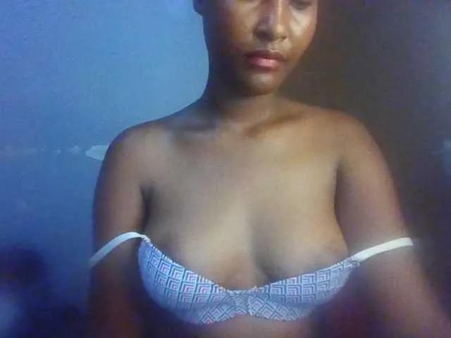 Sweet-boo from BongaCams