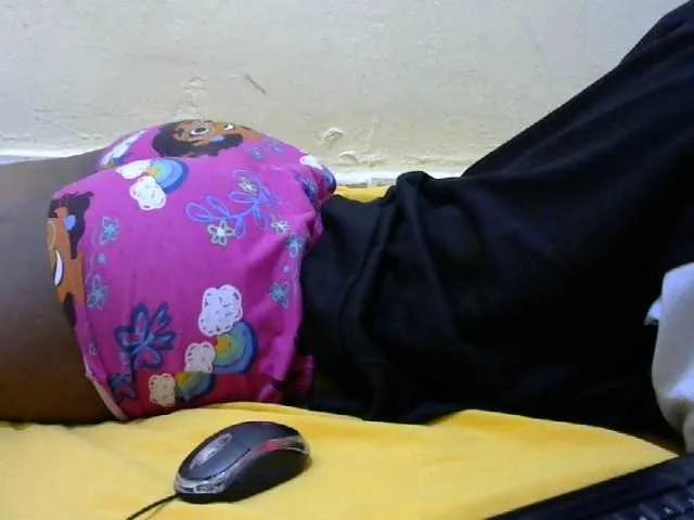 Sweetbarbie8 from BongaCams