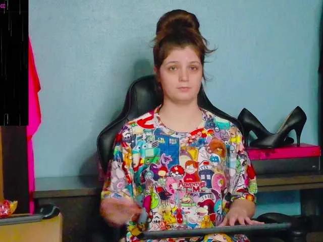 Admire TreeJeanne, she wants to masturbate for you TreeJeanne from BongaCams