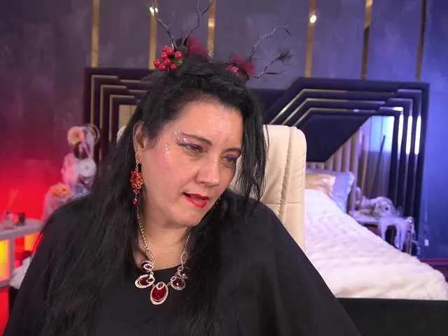 Admire ValeryRosseee, she wants to masturbate for you ValeryRosseee from BongaCams