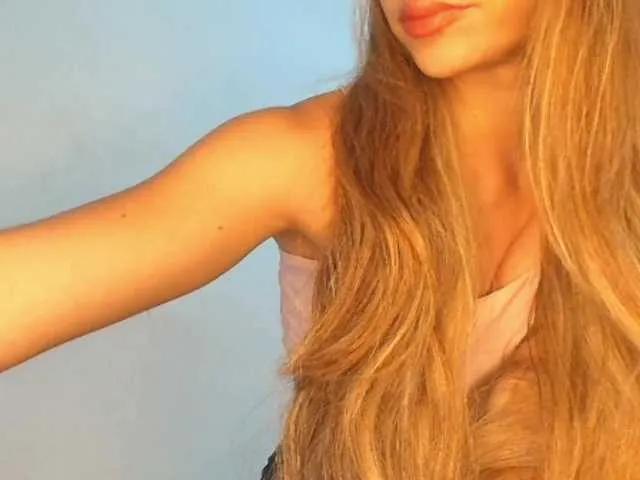 Discoverapink, she wants to masturbate for you Verapink from BongaCams