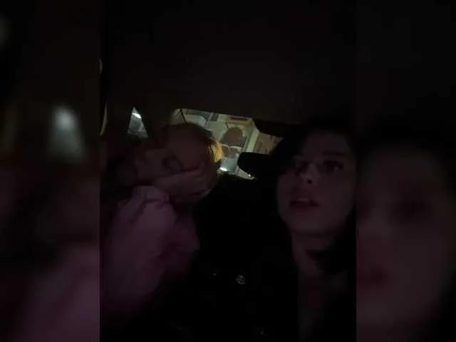 VibroMashulkaDashulka from BongaCams