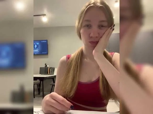 Vita-min-4ik from BongaCams