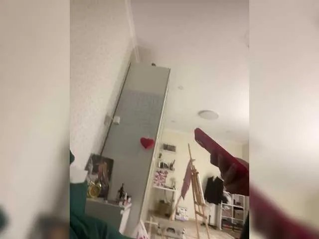 YuGoVi from BongaCams