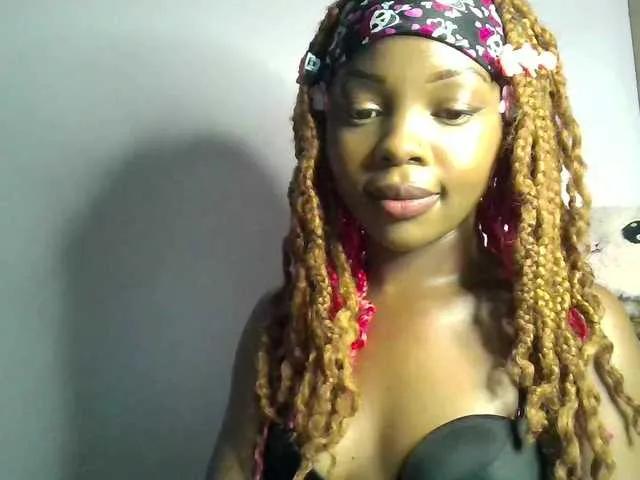 YumTam from BongaCams