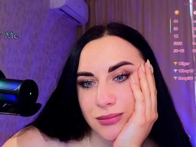 YURIEVNA13 from BongaCams