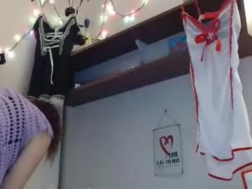 Explore 12ennie, she wants to masturbate for you 12ennie from Chaturbate