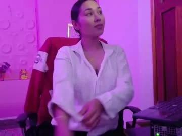 adaira31 from Chaturbate