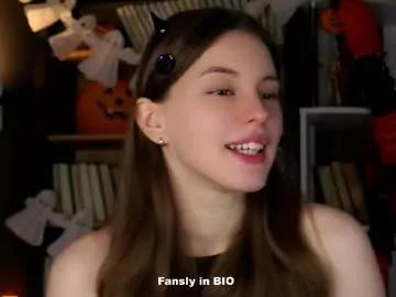 Discover 18 years old aislyfarran from Chaturbate aislyfarran from Chaturbate