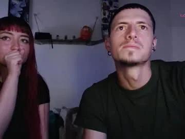 Masturbate to slutty camslut Alisseandjamess alisseandjamess from Chaturbate