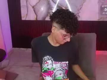 andreh_hot from Chaturbate