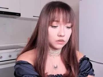 bae_lyn from Chaturbate