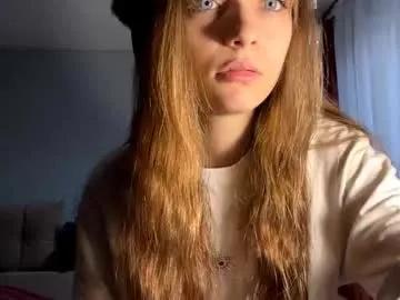 ceciliameusel from Chaturbate