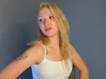 cleverblond from Chaturbate