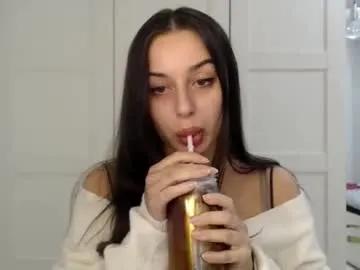 Sweet Courtney_lux wants you to fuck her body now courtney_lux from Chaturbate