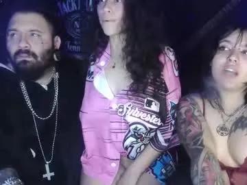 da_dark_room from Chaturbate