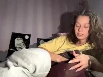 dakotabagaoisan from Chaturbate