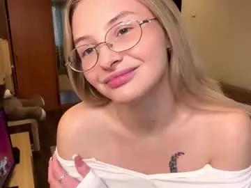 Join Deonnagarn, she wants to masturbate for you deonnagarn from Chaturbate
