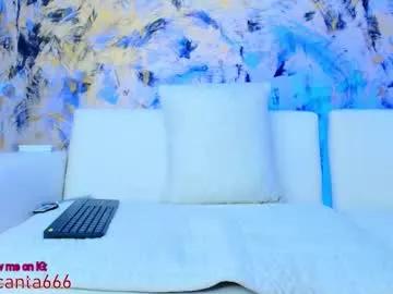 Admire sexy model Dustindollin_ dustindollin_ from Chaturbate