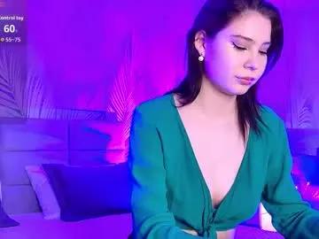 emma_plux from Chaturbate