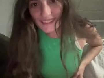 feralfairy4 from Chaturbate