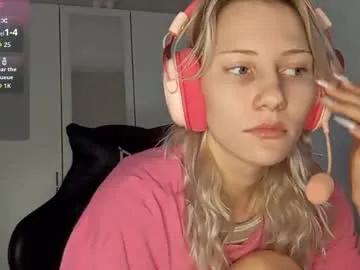 foxysable from Chaturbate