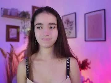 Join cute model Gia_paige18 gia_paige18 from Chaturbate