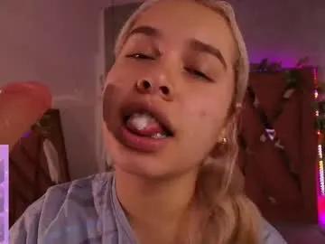 haelycute from Chaturbate