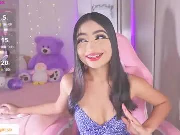 hazelbabee_ from Chaturbate