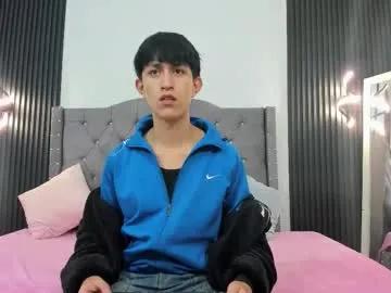 hoot_booys_ from Chaturbate