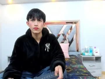 hoot_booys_ from Chaturbate