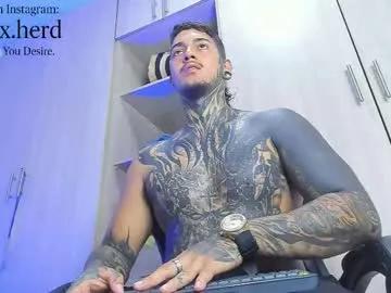 Naked Jaxxxonherd wants you to fuck his body now jaxxxonherd from Chaturbate