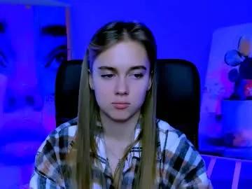 junewoods from Chaturbate