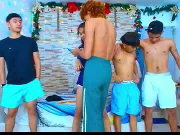 Sexy Kinkyhousexxx wants you to fuck his body now kinkyhousexxx from Chaturbate