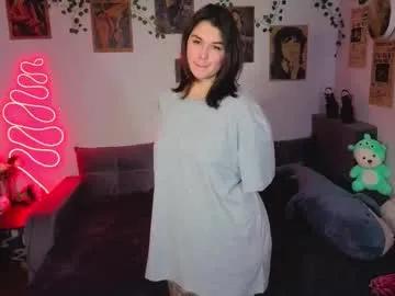 Explore amazing model Kira_kick kira_kick from Chaturbate