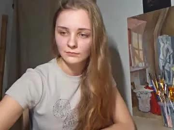 kizzyangry from Chaturbate