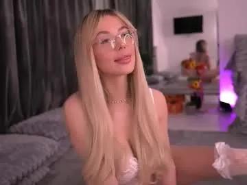 Hot kyliejoyce from Chaturbate kyliejoyce from Chaturbate