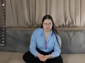 leishacaves from Chaturbate